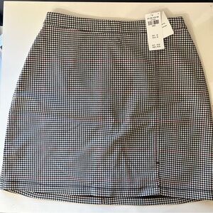 Hollister Classic Black and White Checkered Skirt